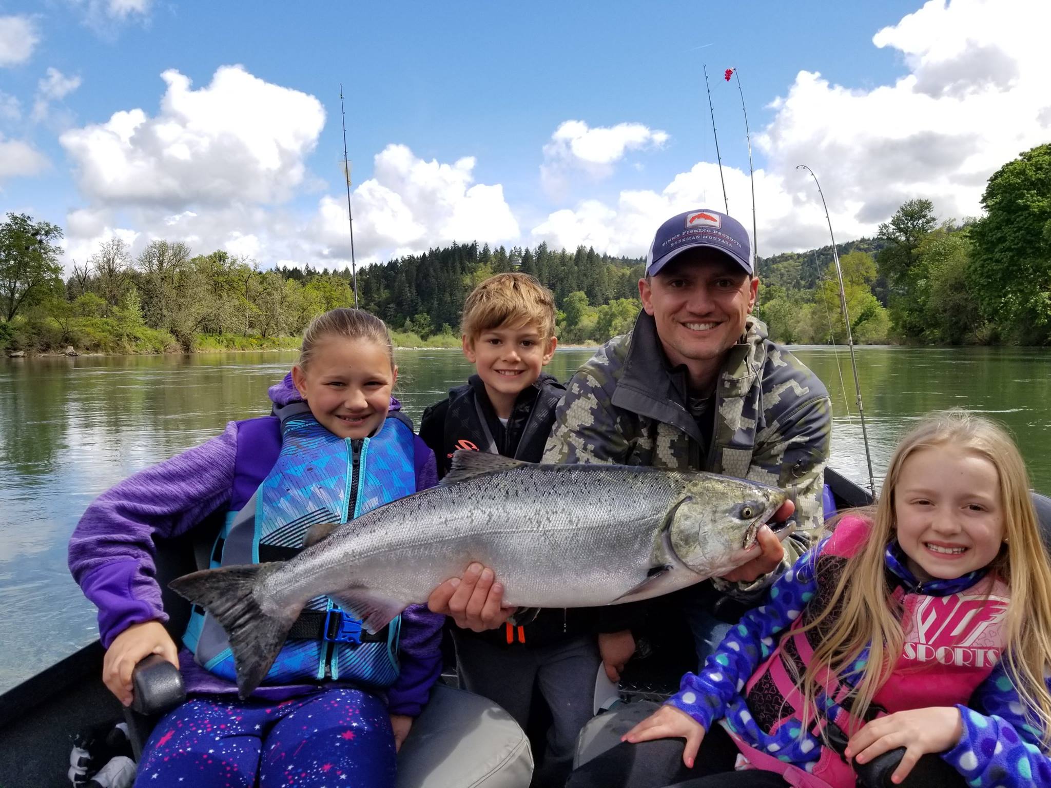 rogue river, southern oregon home search, salmon fishing